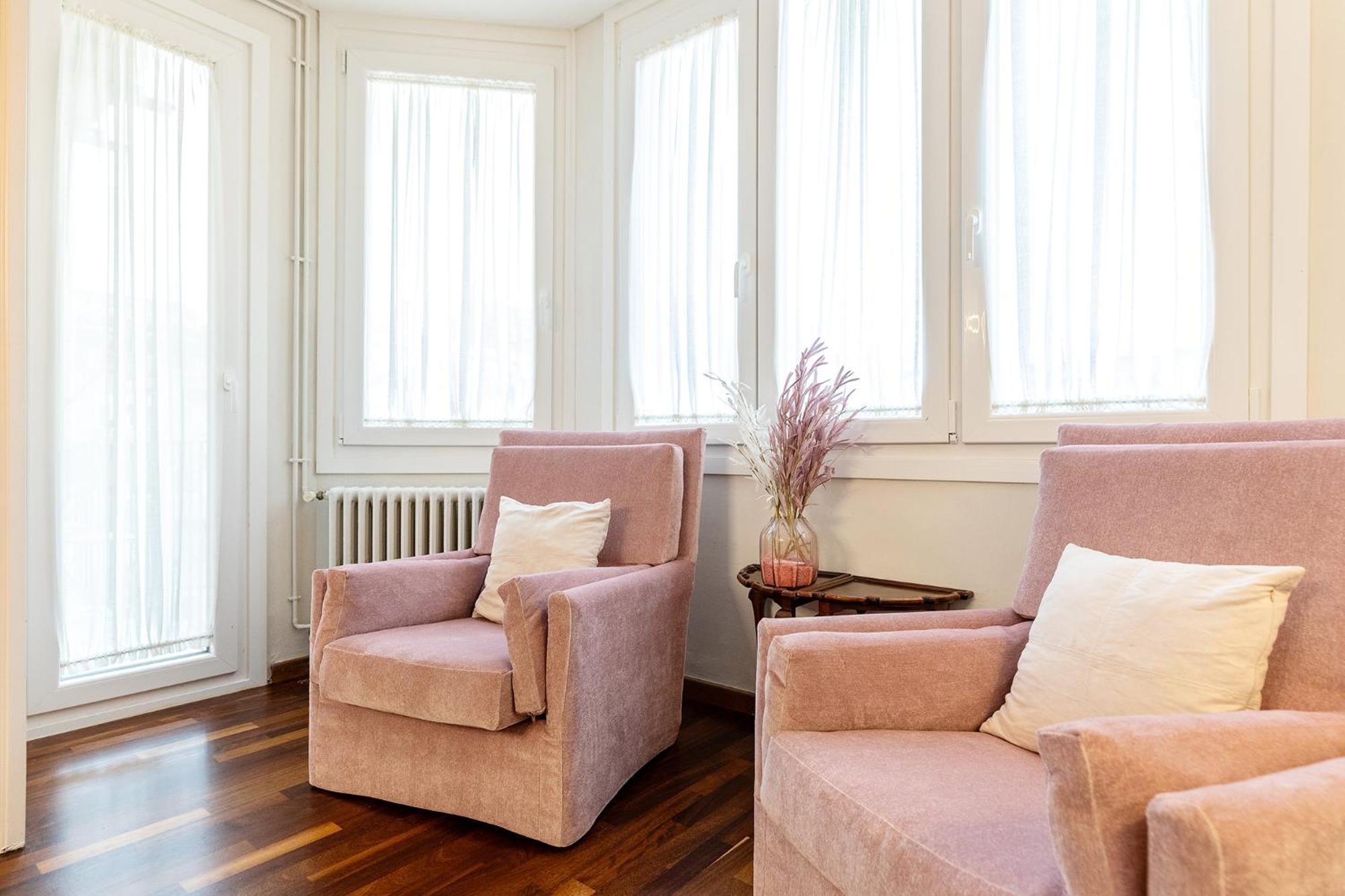 Large&beautiful apartment 4min from Passeig de Gràcia Barcellona Esterno foto